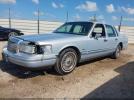 Lincoln Towncar Image 11