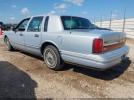 Lincoln Towncar Image 2