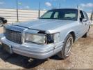 Lincoln Towncar Image 3