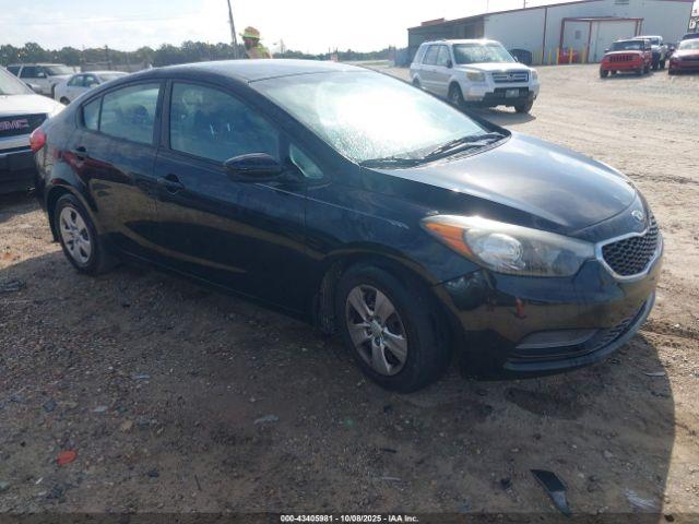  Salvage Kia Forte