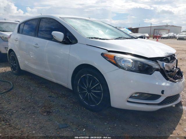  Salvage Kia Forte
