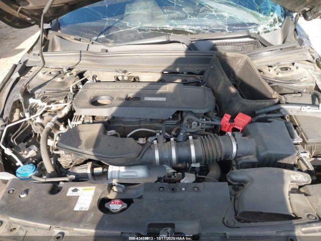 Honda Accord Sport 2.0t Image 4