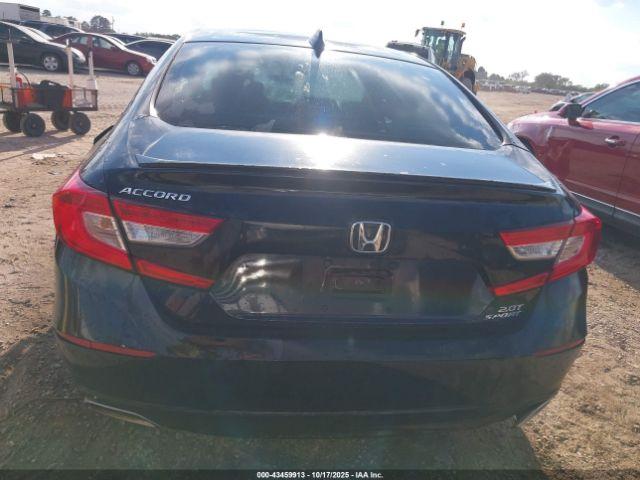 Honda Accord Sport 2.0t Image 10