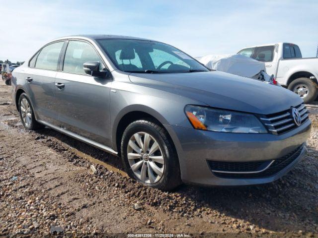  Salvage Volkswagen Passat