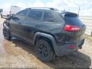 Jeep Cherokee Trailhawk Image 11