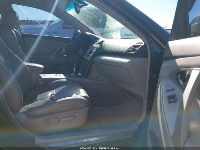 Toyota Camry Se V6 Image 8