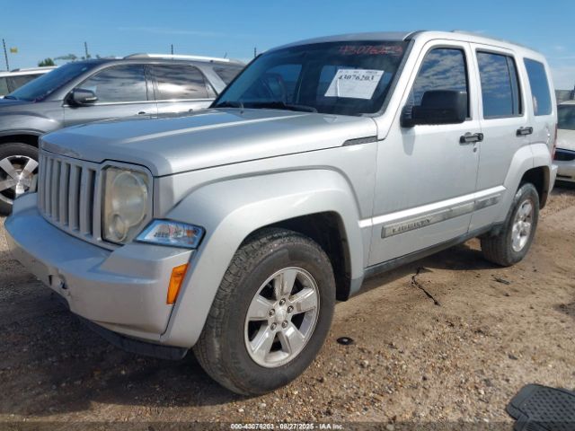 Jeep Liberty Sport Image 5