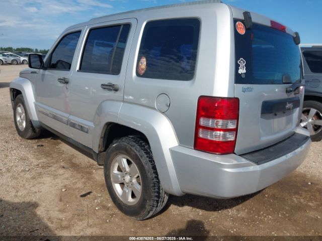 Jeep Liberty Sport Image 10
