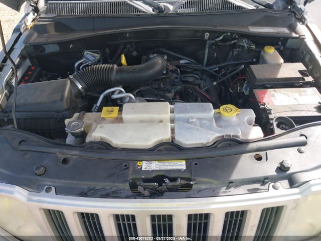 Jeep Liberty Sport Image 6