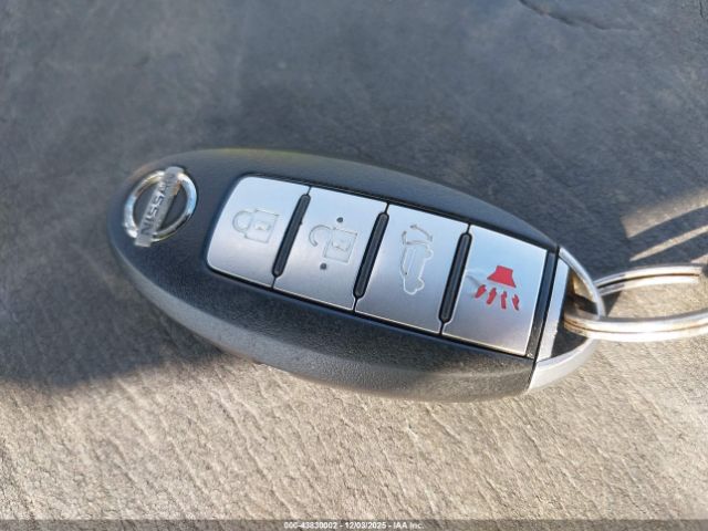 Nissan Murano Le Image 10