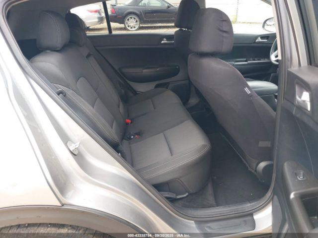 Kia Sportage Lx Image 9