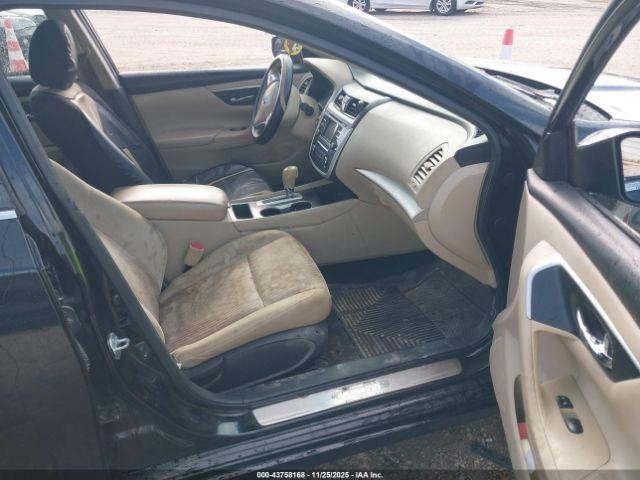 Nissan Altima 2.5 S Image 4