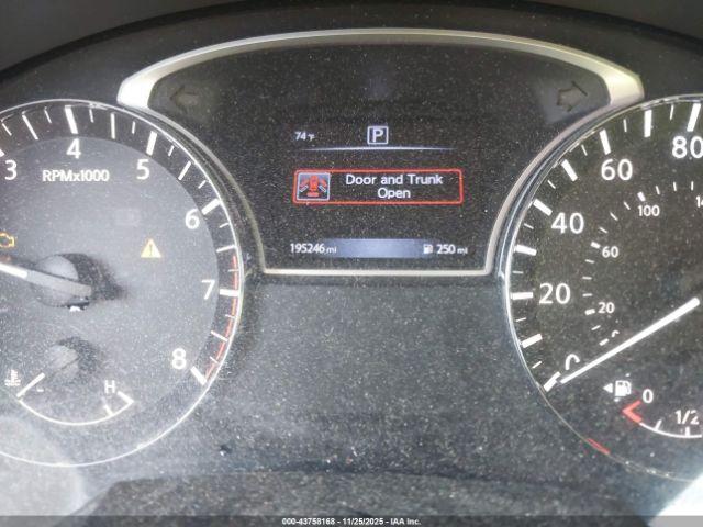 Nissan Altima 2.5 S Image 9