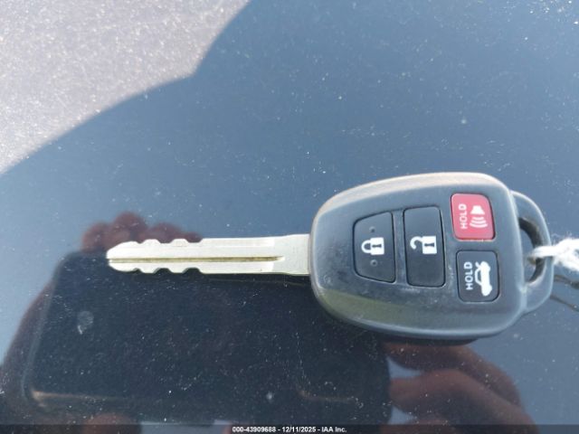 Toyota Corolla Le Image 7