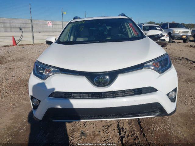 Toyota RAV4 Xle Image 15