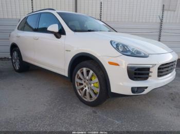  Salvage Porsche Cayenne E-hybrid