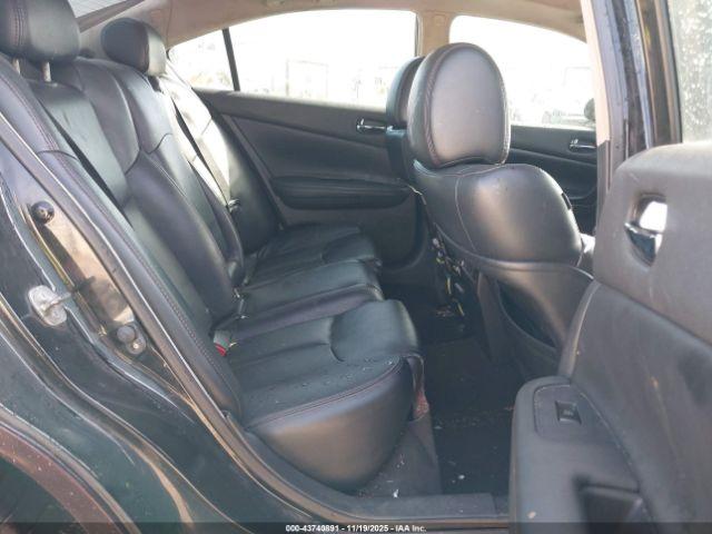 Nissan Maxima 3.5 Sv Image 6