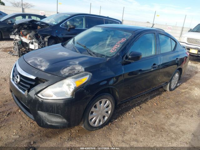 Nissan Versa 1.6 S+ Image 10