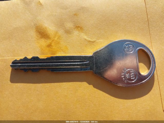 Nissan Versa 1.6 S+ Image 7