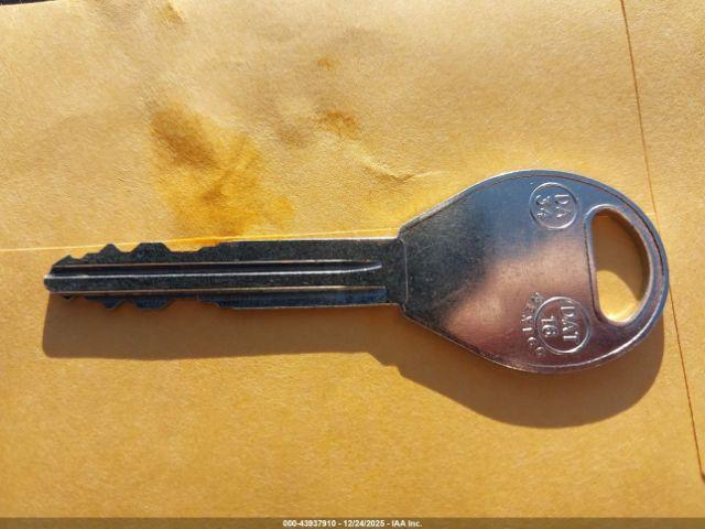 Nissan Versa 1.6 S+ Image 7