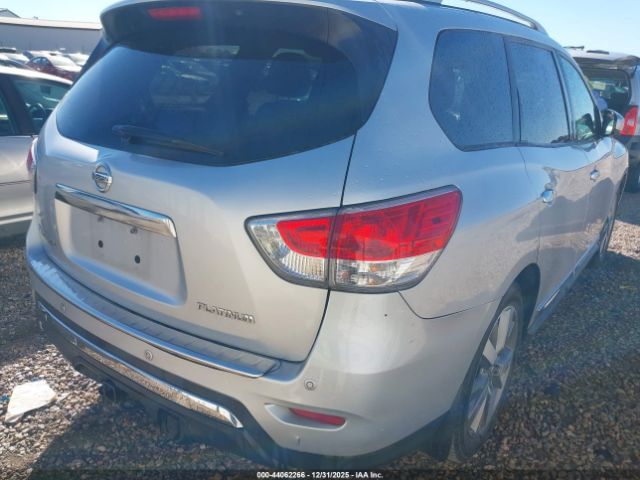 Nissan Pathfinder Platinum Image 3