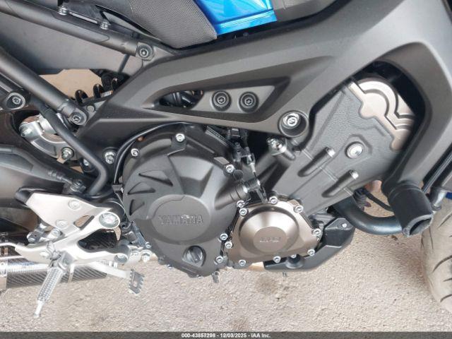 Yamaha Fz09 Image 7