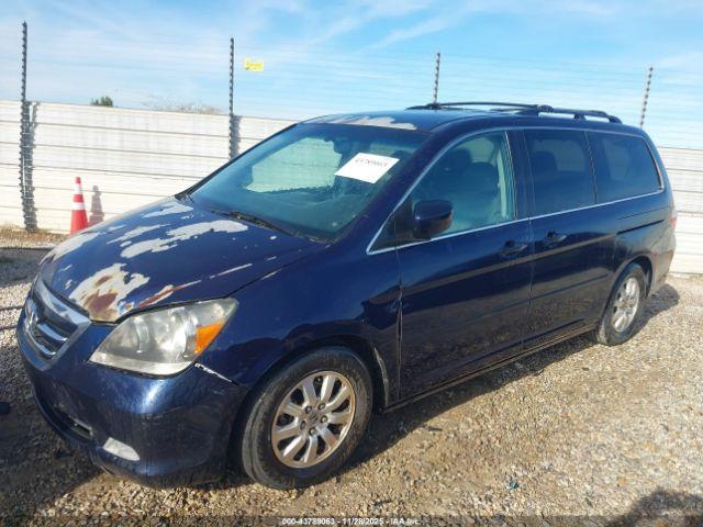 Honda Odyssey Touring Image 2