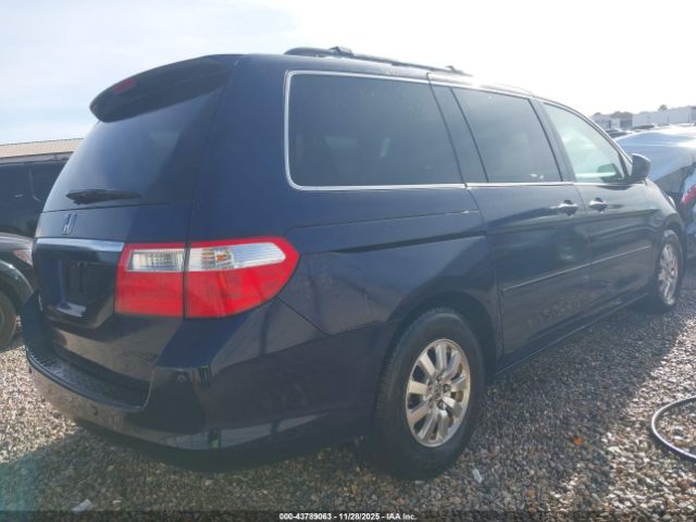 Honda Odyssey Touring Image 11