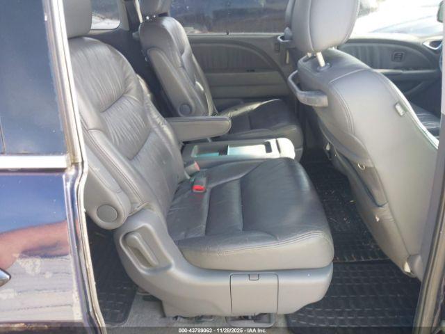 Honda Odyssey Touring Image 7