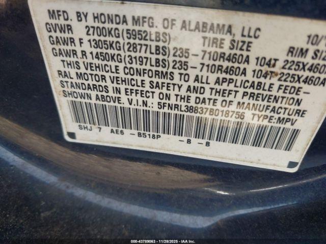 Honda Odyssey Touring Image 3