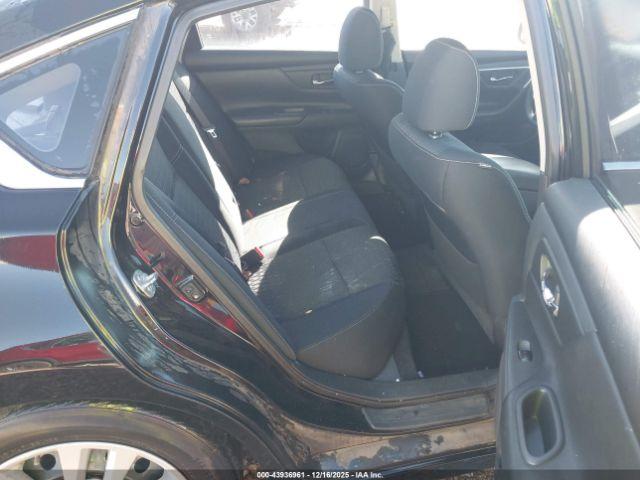 Nissan Altima 2.5 S Image 7