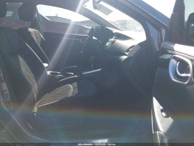 Nissan Sentra Sv Image 3