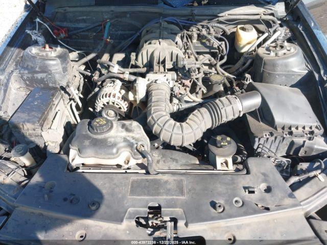 Ford Mustang Image 9