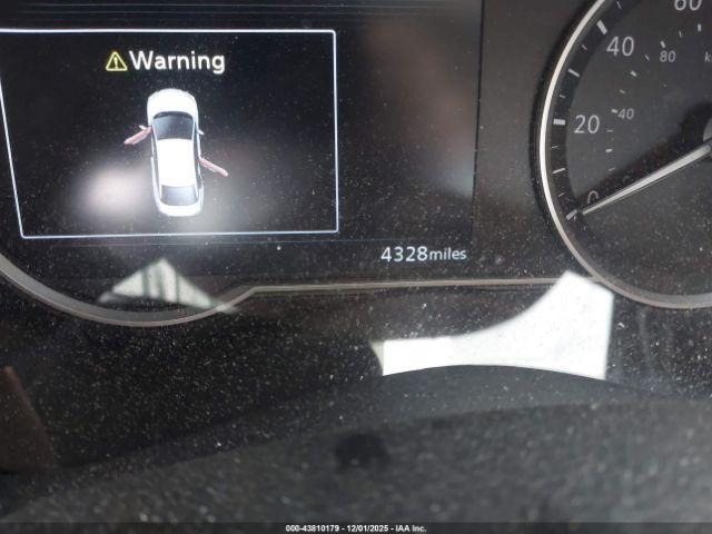 Nissan Versa 1.6 Sr Image 12