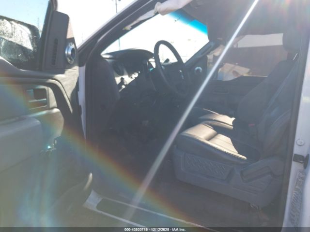 Ford F-150 Xl Image 11