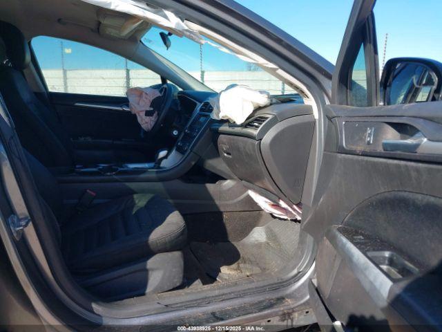 Ford Fusion Se Image 8