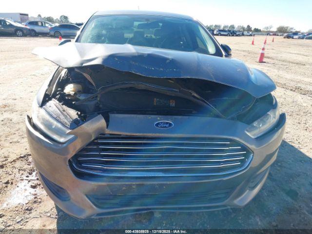 Ford Fusion Se Image 3