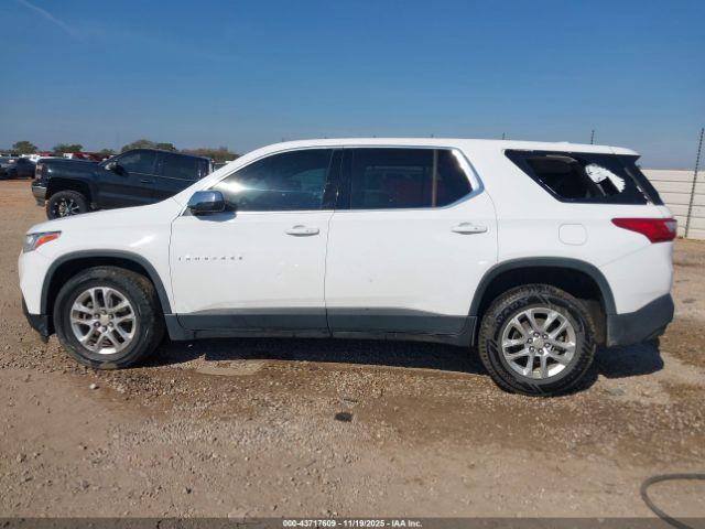 Chevrolet Traverse Fwd Ls Image 9