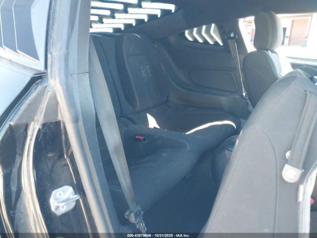 Ford Mustang Ecoboost Fastback Image 9