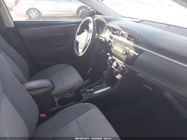 Toyota Corolla L Image 7