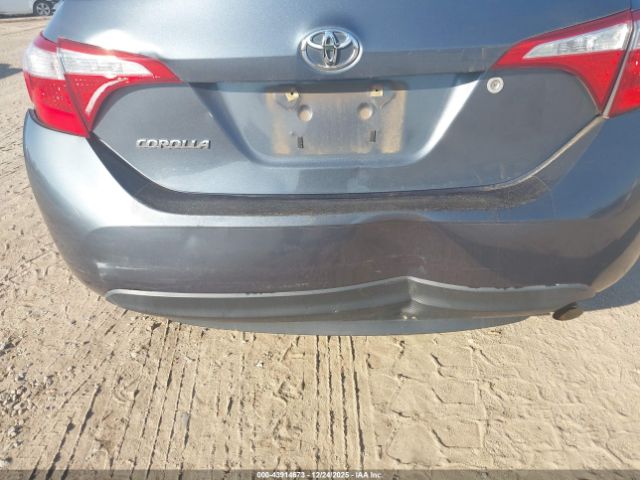 Toyota Corolla L Image 9