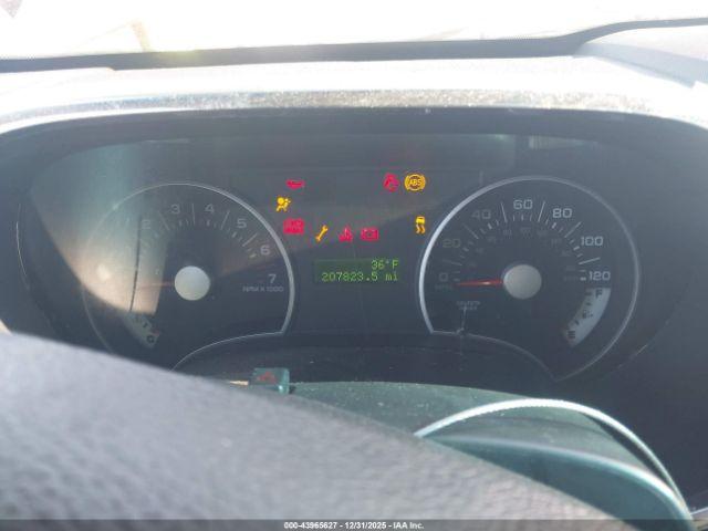 Ford Explorer Xlt Image 7