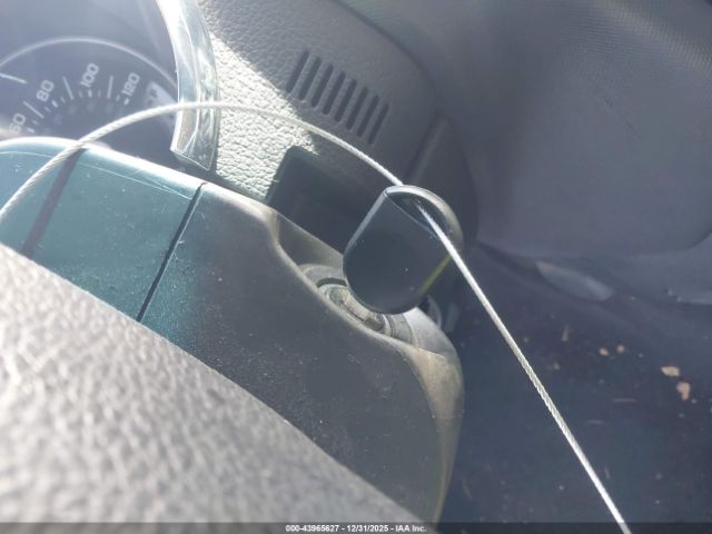 Ford Explorer Xlt Image 11