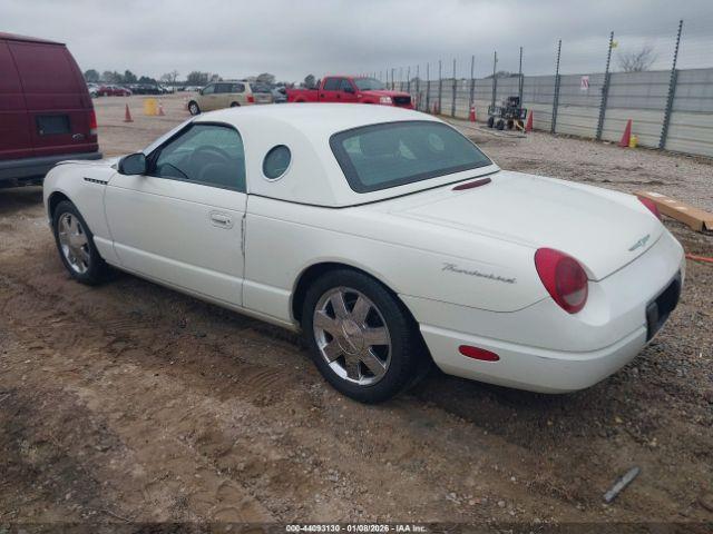 Ford Thunderbird Image 2