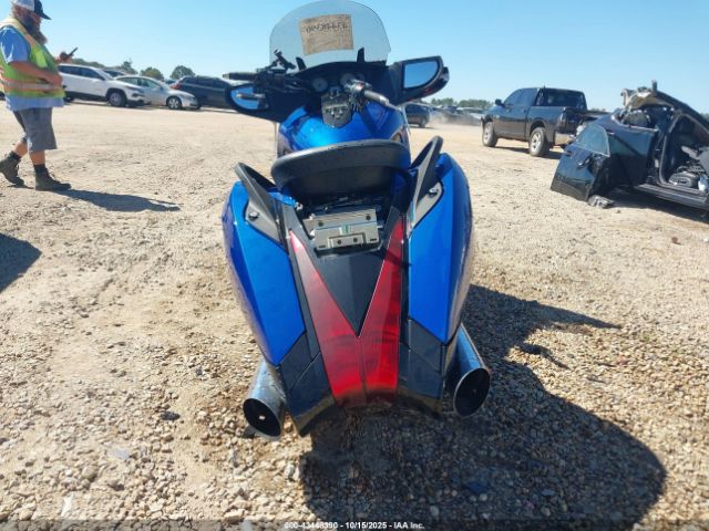 Victory Motorcycles Vision Image 2